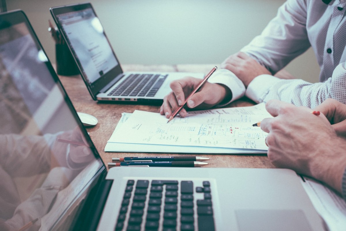 Due Diligence That Prevents Expensive Surprises: Escrow, SPA Clauses, Snagging, and Handover Controls